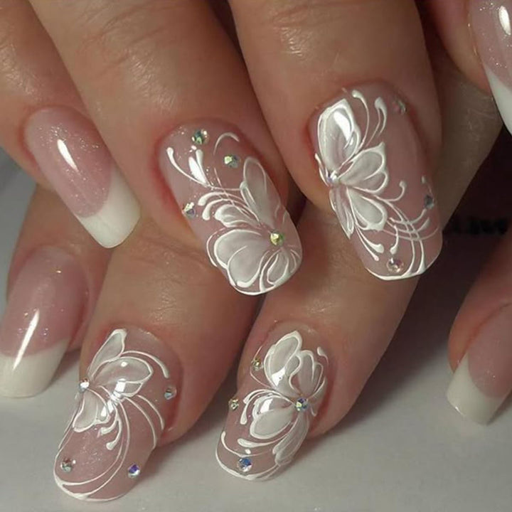 Short Square Press on Nails French Fake Nails Ombre Acrylic Nails Press on Full Cover Glossy Glue on Nails Artificial Stick on Nail for Women Manicure Decoration 24PCS