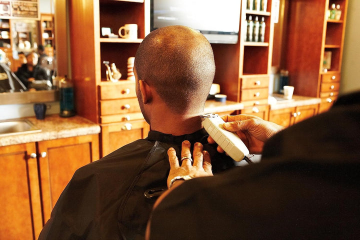 04780 Professional T-Outliner Beard & Hair Trimmer for Men with Carbon Steel T-Blade, Bump Free Technology – Corded Electric Beard Trimmer, GTO, Grey