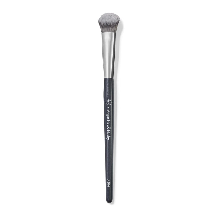 BRUSHES - ANGIE HOT & FLASHY A506 CONCEALER - Viral "Kitten Paw" Face Brush - Under-Eye Concealing and Contouring - Makeup Brushes