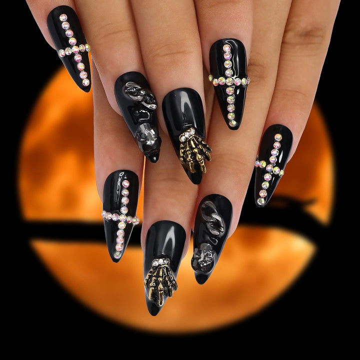 24Pcs Fake Nails Matte Pure Color Medium Long Stiletto Almond Press on Nail False Tips Artificial Finger Manicure for Women (Black)