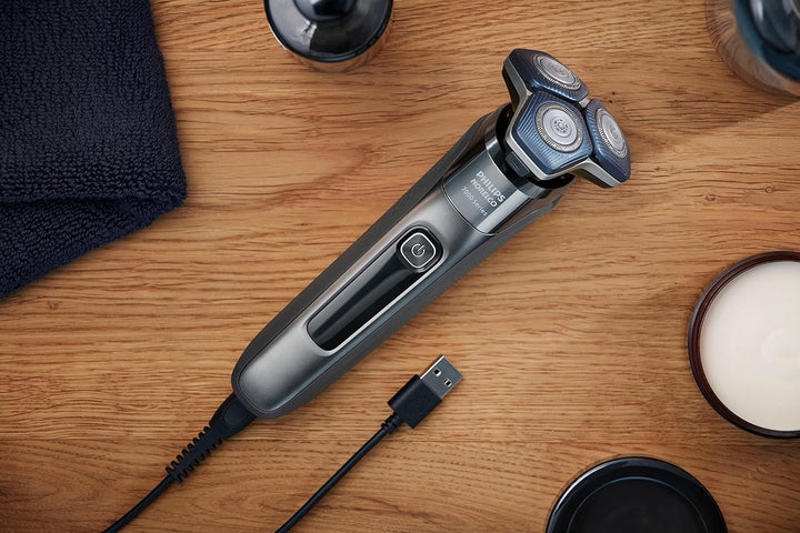 Philips  Shaver 7200, Rechargeable Wet & Dry Electric Shaver with Senseiq Technology and Pop-Up Trimmer, S7887/82