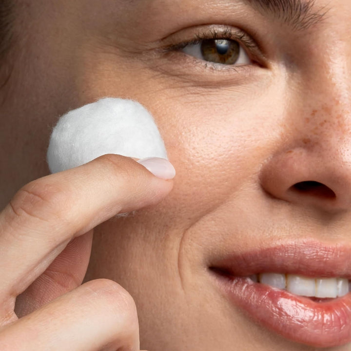 Organic Super Jumbo Cotton Balls (100 Count) - Hypoallergenic, Absorbent, Large Size, 100% Pure (Packaging May Vary)