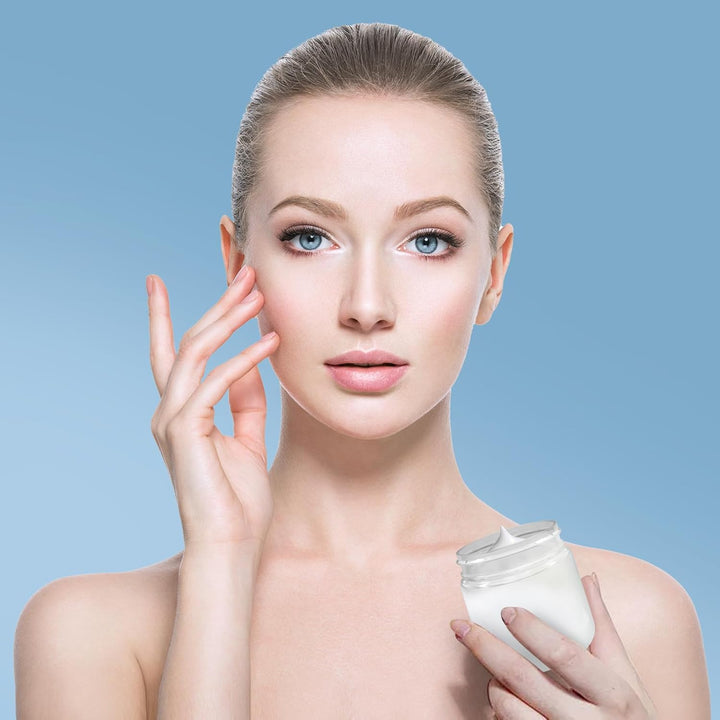 50 Pack 4 Oz Clear Plastic Jars with Lids - Small/Mini Containers for Slime, Ointments，Creams, Samples, Eyeshadow, Travel Storage， Makeup, Lotion, and Body Butter.