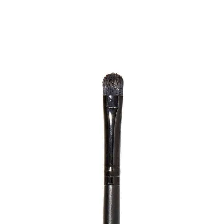 Concealer Brush, Flat Makeup Brush for Concealing Imperfections, Vegan & Cruelty-Free