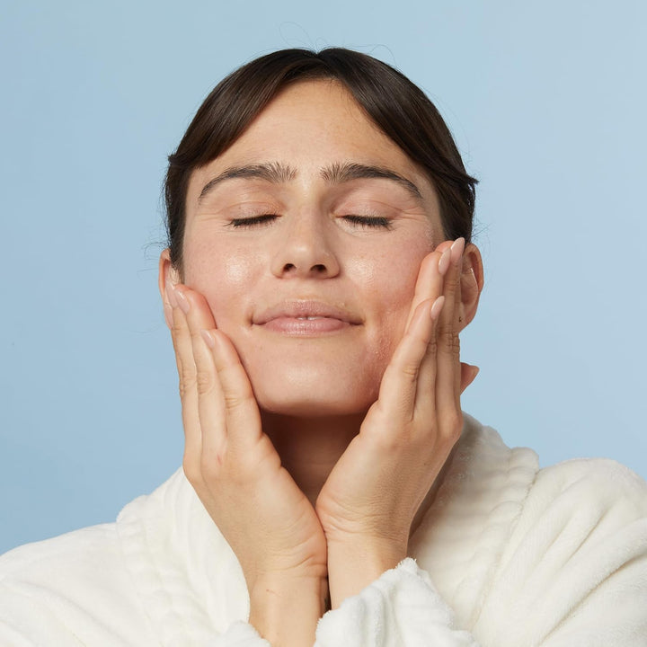 Hyaluronic Acid Serum - 1% Hyaluronic Acid Non-Greasy Ultra Hydrating Serum, Facial Moisturizer for Plumper Skin, Skin Care for Face