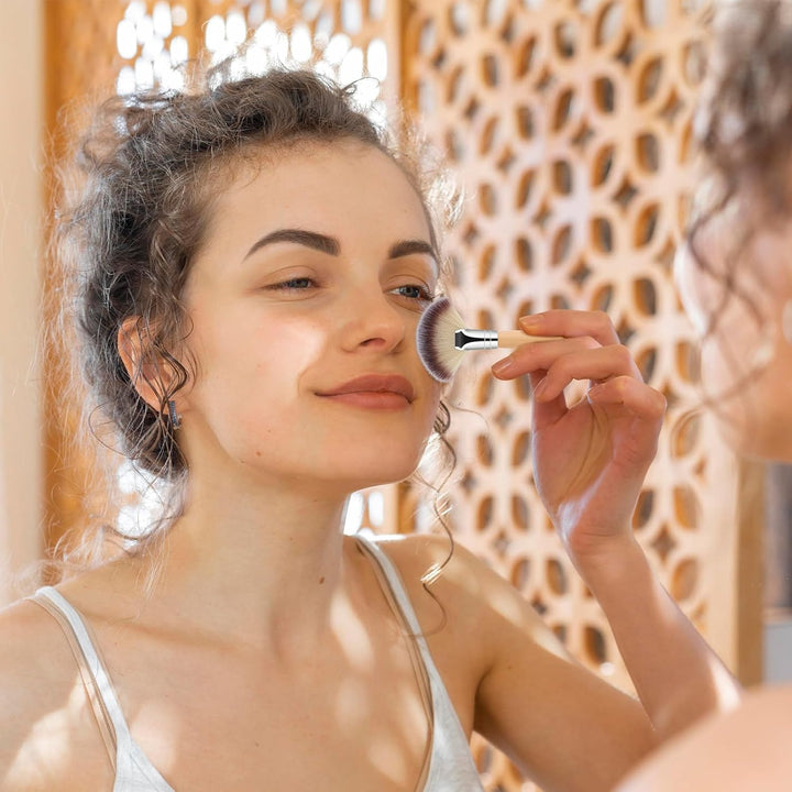 4 Pcs Facial Fan Brush,Facial Brushes Esthetician Fan Brushes Esthetician Fluffy Fan Brushes Face Soft Bristle Highlighting Blush with Long and Short Handle for Women Girls Loose Powder Blush