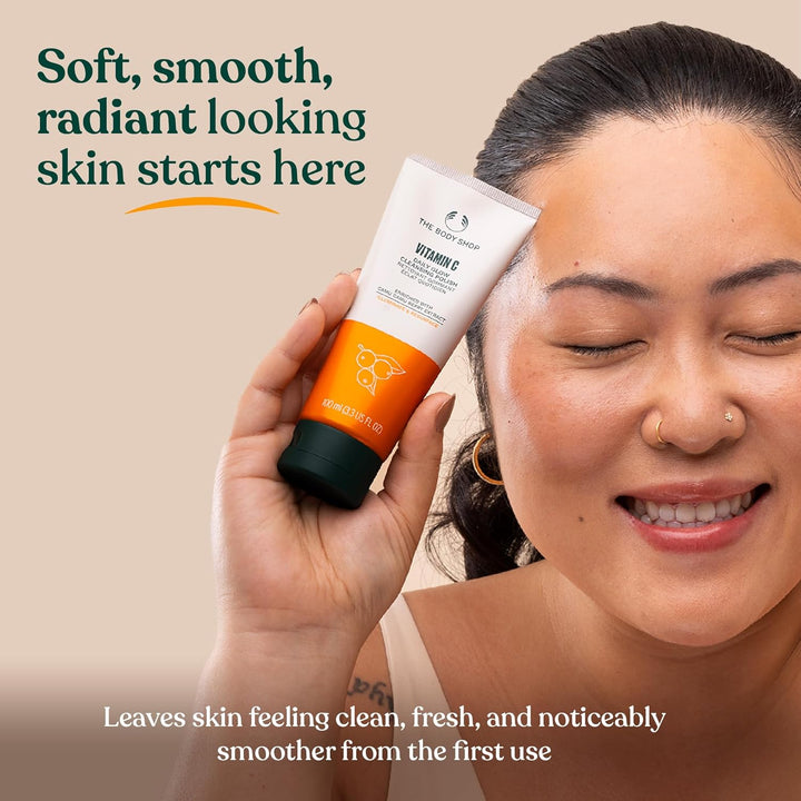 Vitamin C Daily Glow Cleansing Polish – for a Healthier, Fresh-Faced Glow – Vegan – 100Ml