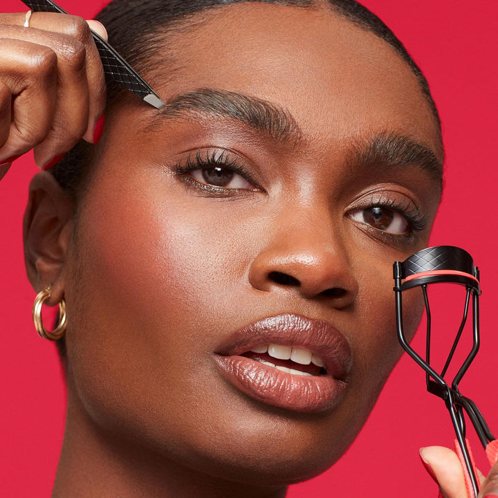 Extra Curl Lash Curler, Gives an All Day Dramatic Curl, with Finger Grips for a Non Slip Grip, Easy to Use, 1 Count