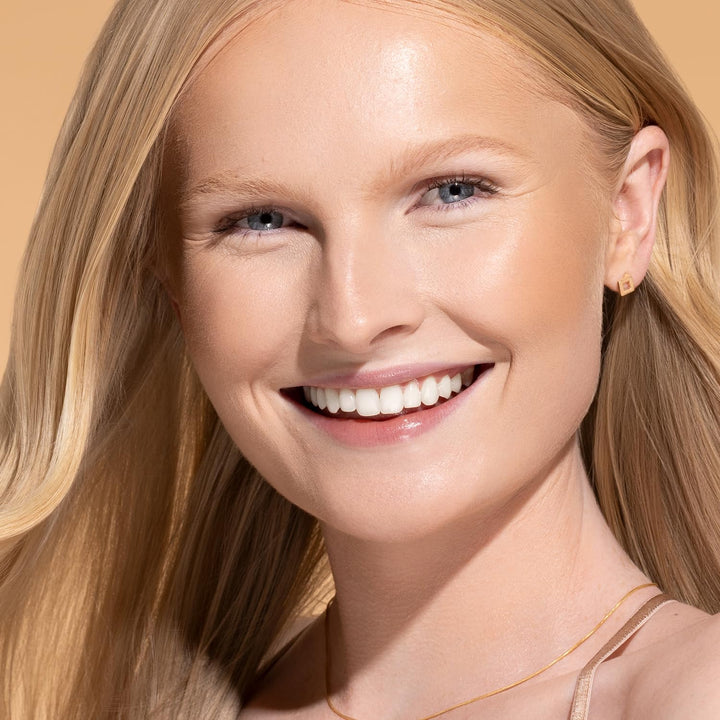 Butter Glow Contour Wand, Easy Application for Instant Definition, Luxuriously Nourishing & Creamy - Fair to Light