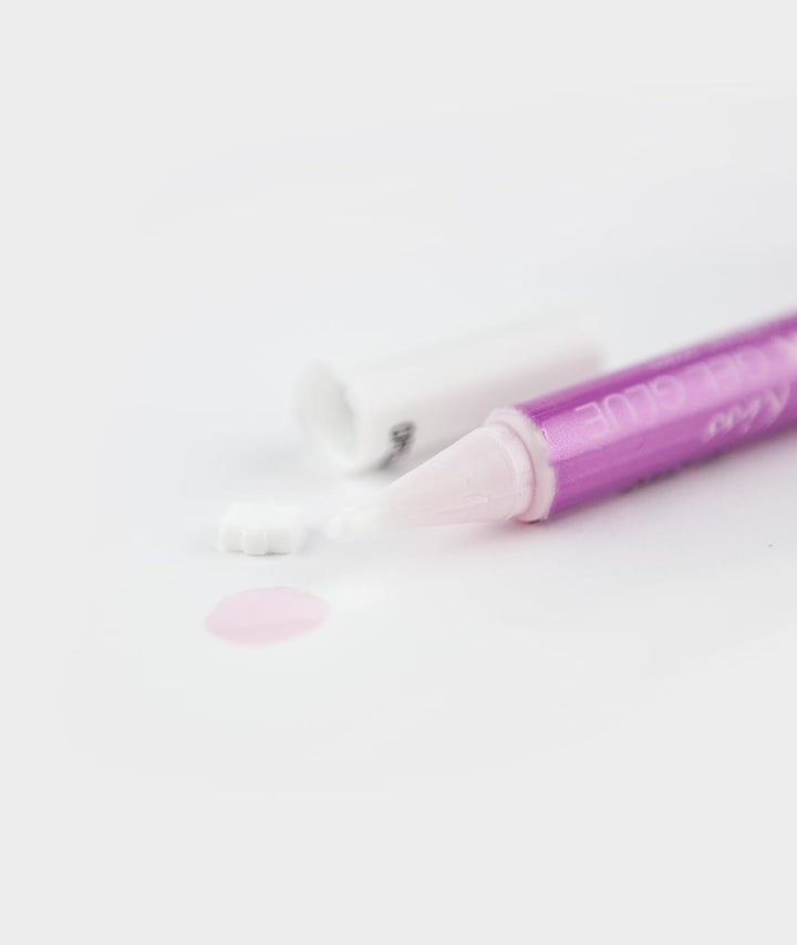 Everlasting French Nail Manicure, Chip-Free with Flexi-Fit Technology, Real Short, "Endless", Nail Kit with Pink Nail Glue (Net Wt. 2 G / 0.07Oz.), Mini File, Manicure Stick, and 28 Fake Nails