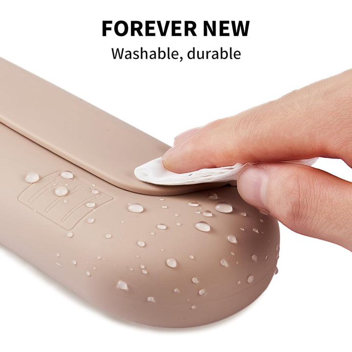 Silicone Makeup Brush Holder Travel Cosmetic Bag：Soft Portable Cosmetic Face Brushes Holder with Upgrade Anti-Fall Out Magnetic Closure, Large Travel Makeup Brush Case - Walnut