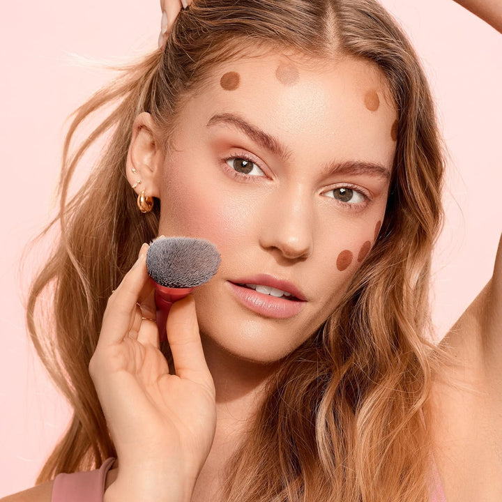 Snatch + Sculpt Contour Makeup Brush, for Liquid & Cream Contour & Bronzer, Flat Top & Oval Head for Blending & Buffing, Dense, Synthetic Bristles, Vegan & Cruelty Free, 1 Count