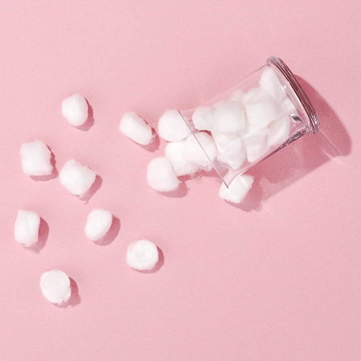 100% Pure Cotton Balls for Face, Makeup Removal, Nail Polish, Applying Lotion or Powder, First-Aid for Everyday Household Use, 100 Count