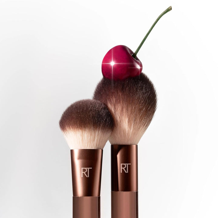 Real Techniques Cherry on Top It’S All Blush Brush, Dual-Ended & Multipurpose Makeup Brush For, Powder, Liquid & Cream Blush, Synthetic Bristles, Vegan & Cruelty-Free Face Brush, 1 Count