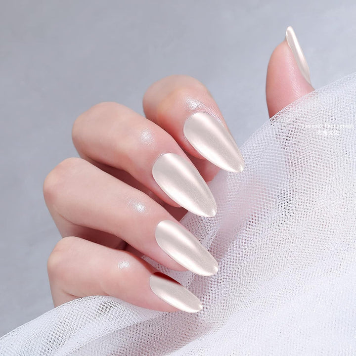 White Pearl Chrome Nail Powder,Iridescent Aurora Powder Metallic Mirror Effect Pigment Pearlescent Mermaid Pigment Pearl Glitter Dust Kit,Nail Art Decoration, Resin Craft